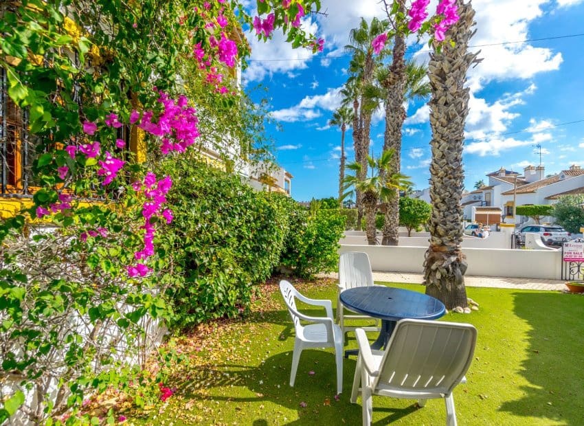 3 soverom Rekkehus til salgs i Villamartin med svømmebasseng - € 199 000 (Ref: 9420094)