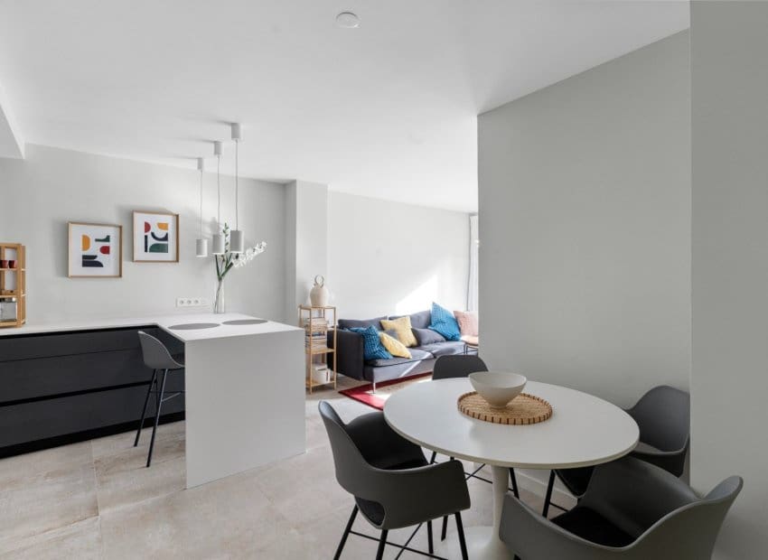 3 soveværelse Lejlighed til salg i Alicante by - € 370.000 (Ref: 9420097)