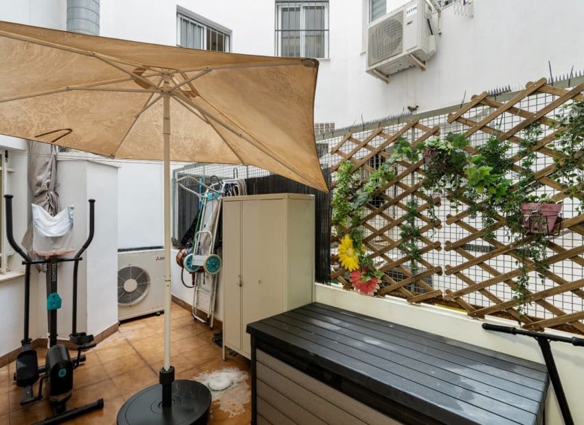 3 soveværelse Lejlighed til salg i Alicante by - € 370.000 (Ref: 9420097)