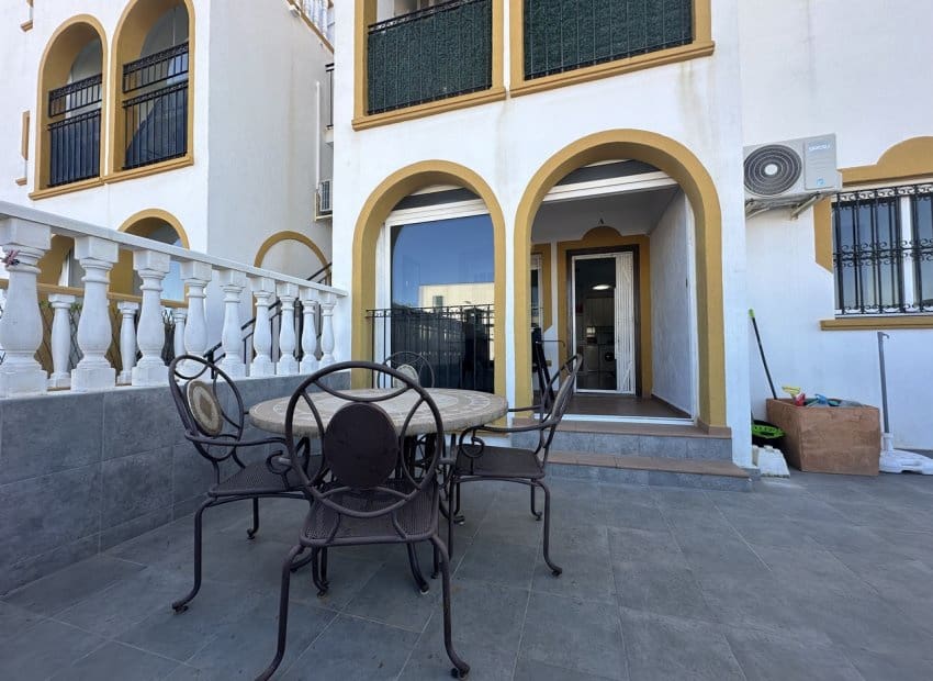 2 soverom Leilighet til salgs i La Zenia med svømmebasseng - € 174 950 (Ref: 9426244)