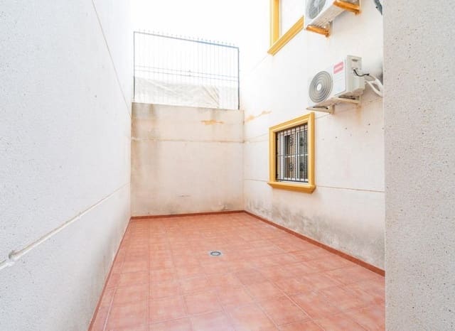 2 slaapkamer Appartement te koop in Lomas de Cabo Roig - Los Dolses, Orihuela met zwembad - € 140.000 (Ref: 9426246)