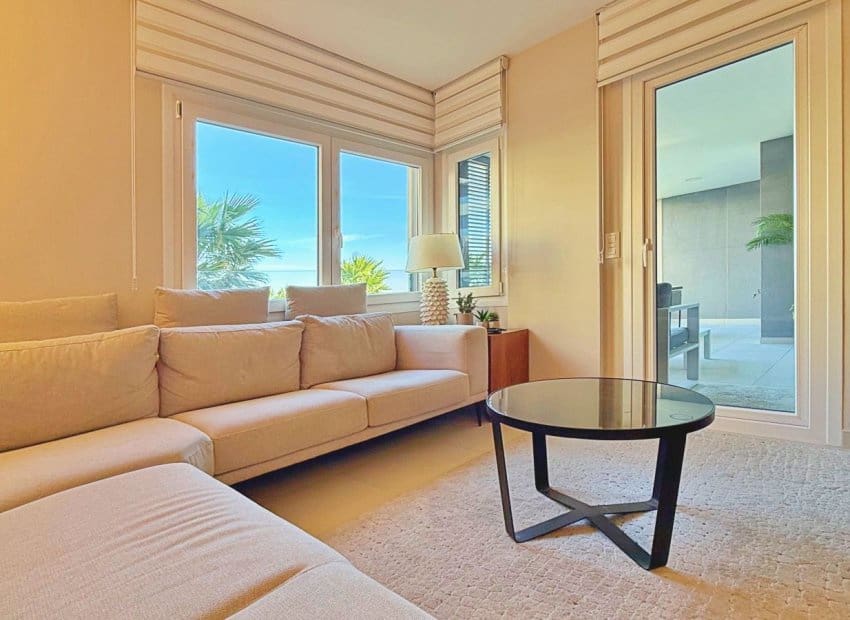 2 soveværelse Strandlejlighed til salg i Punta Prima - € 475.000 (Ref: 9426247)