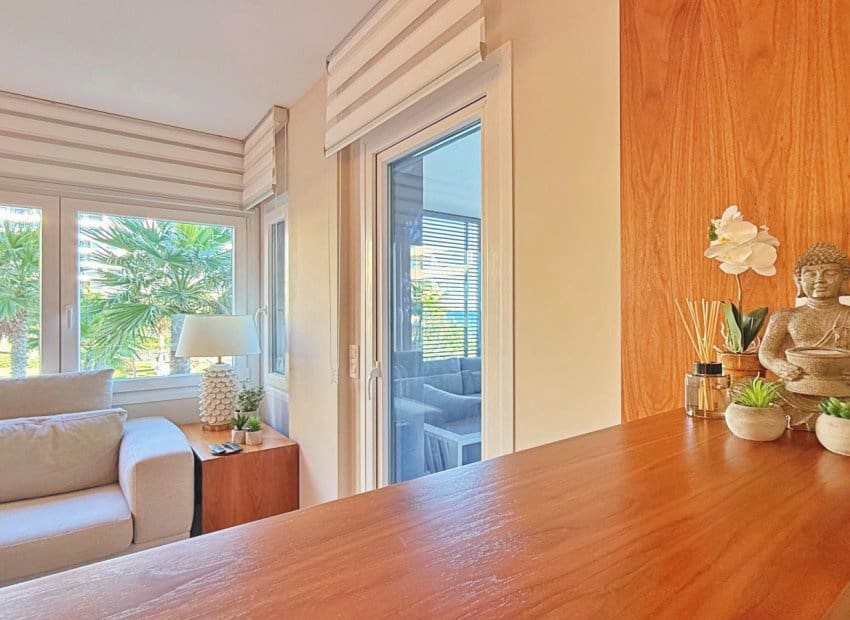 2 soveværelse Strandlejlighed til salg i Punta Prima - € 475.000 (Ref: 9426247)