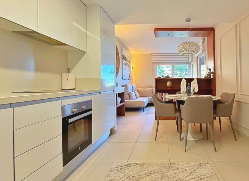 2 soveværelse Strandlejlighed til salg i Punta Prima - € 475.000 (Ref: 9426247)