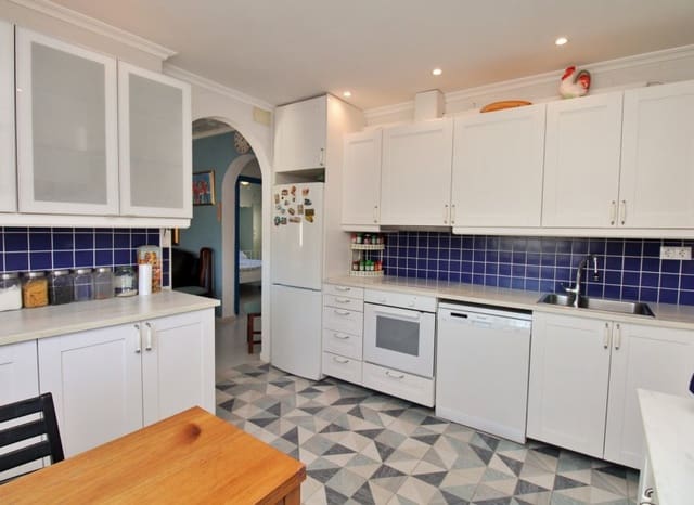 2 soverom Villa til salgs i La Siesta, Torrevieja med svømmebasseng - € 279 000 (Ref: 9432638)