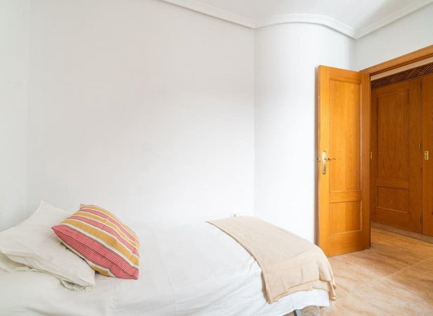 3 makuuhuone Kattohuoneisto myytävänä paikassa Torrevieja - 195 000 € (Ref: 9432641)