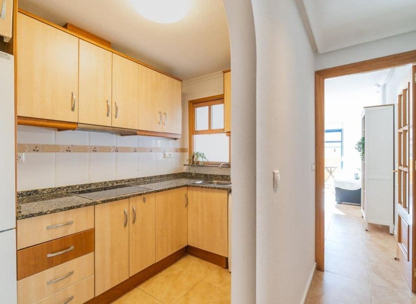 3 makuuhuone Kattohuoneisto myytävänä paikassa Torrevieja - 195 000 € (Ref: 9432641)