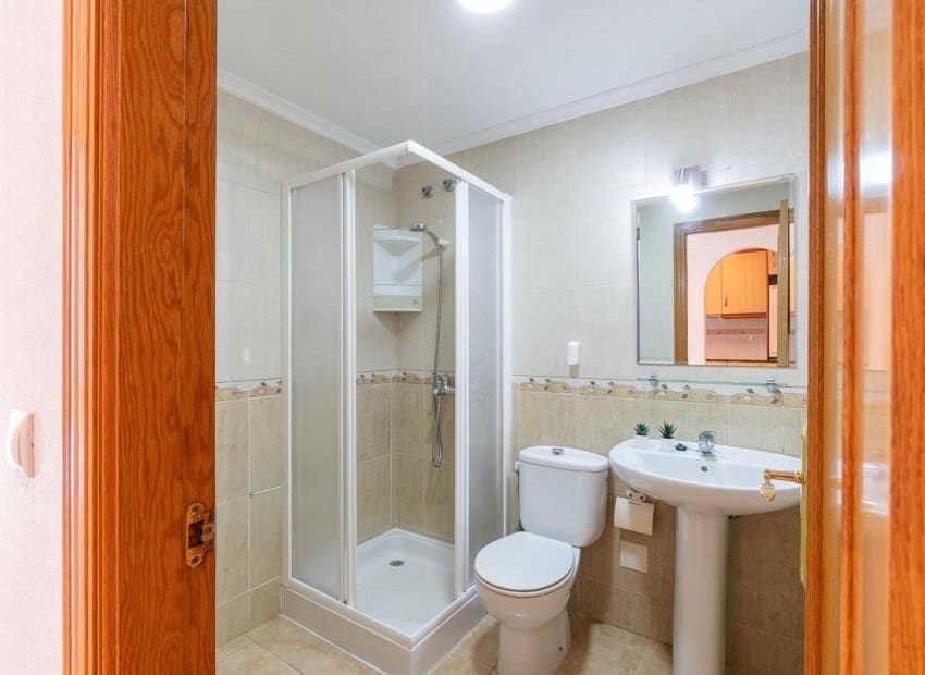 3 makuuhuone Kattohuoneisto myytävänä paikassa Torrevieja - 195 000 € (Ref: 9432641)