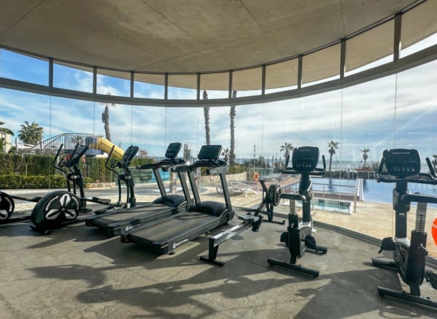 2 makuuhuone Huoneisto myytävänä paikassa Torrevieja mukana uima-altaan - 420 000 € (Ref: 9438224)