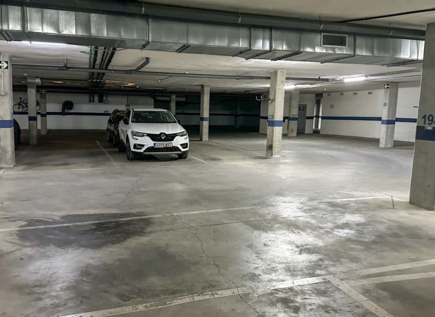 2 makuuhuone Huoneisto myytävänä paikassa Torrevieja mukana uima-altaan - 420 000 € (Ref: 9438224)