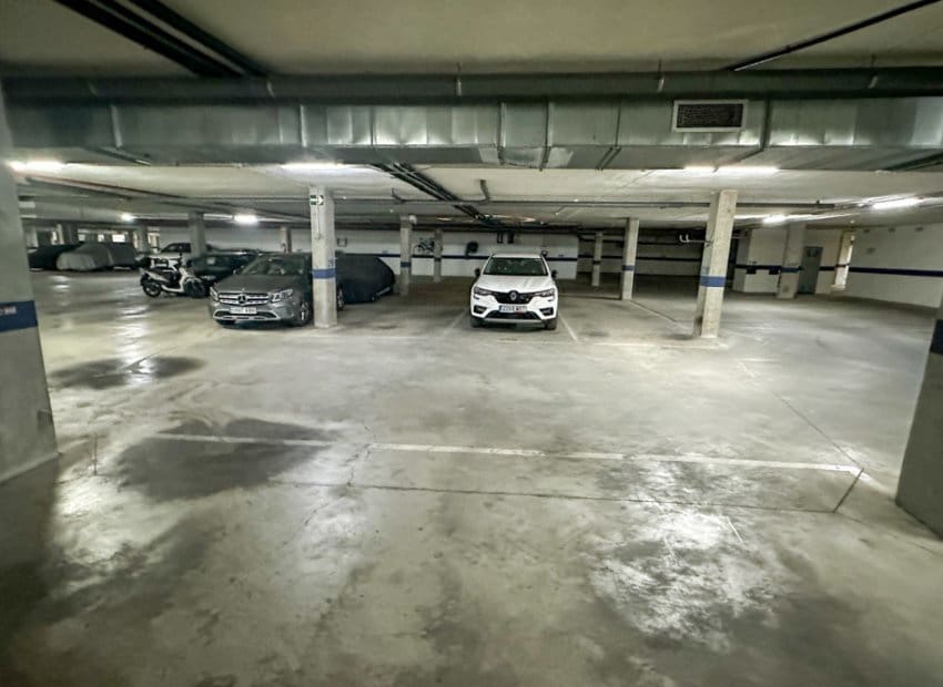 2 makuuhuone Huoneisto myytävänä paikassa Torrevieja mukana uima-altaan - 420 000 € (Ref: 9438224)