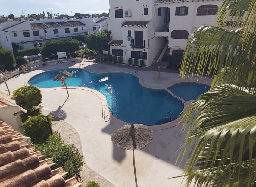 2 chambre Appartement à vendre à Cabo Roig avec piscine - 190 000 € (Ref: 9438225)