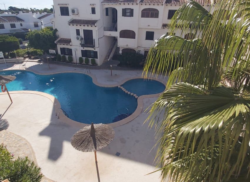 2 chambre Appartement à vendre à Cabo Roig avec piscine - 190 000 € (Ref: 9438225)