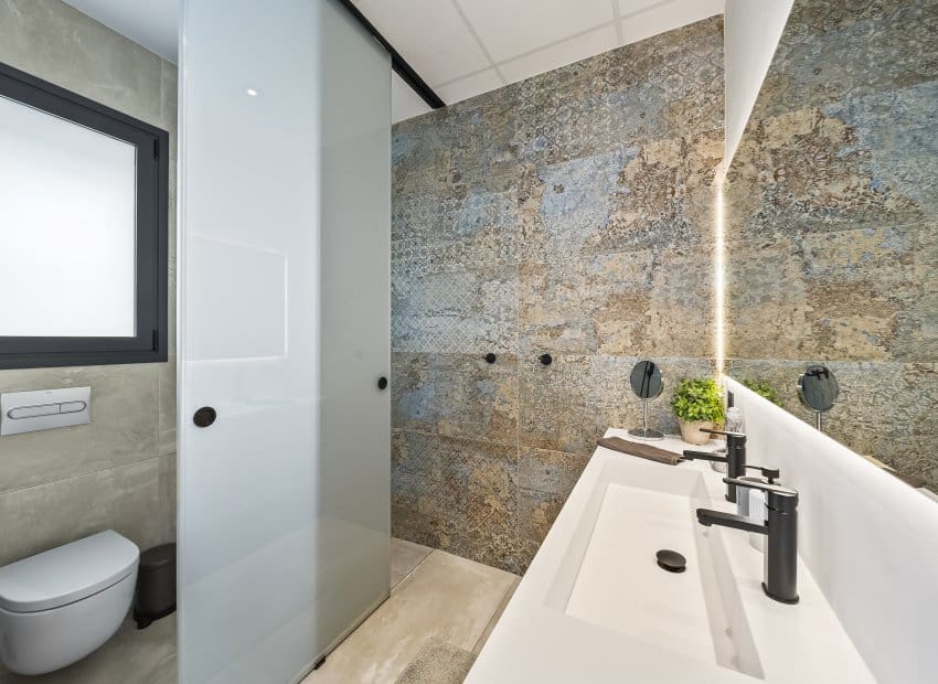 4 makuuhuone Huvila myytävänä paikassa Ciudad Quesada mukana uima-altaan - 749 000 € (Ref: 9438227)