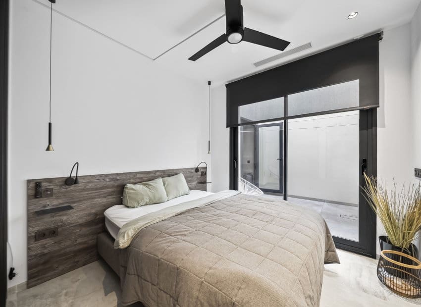 4 makuuhuone Huvila myytävänä paikassa Ciudad Quesada mukana uima-altaan - 749 000 € (Ref: 9438227)