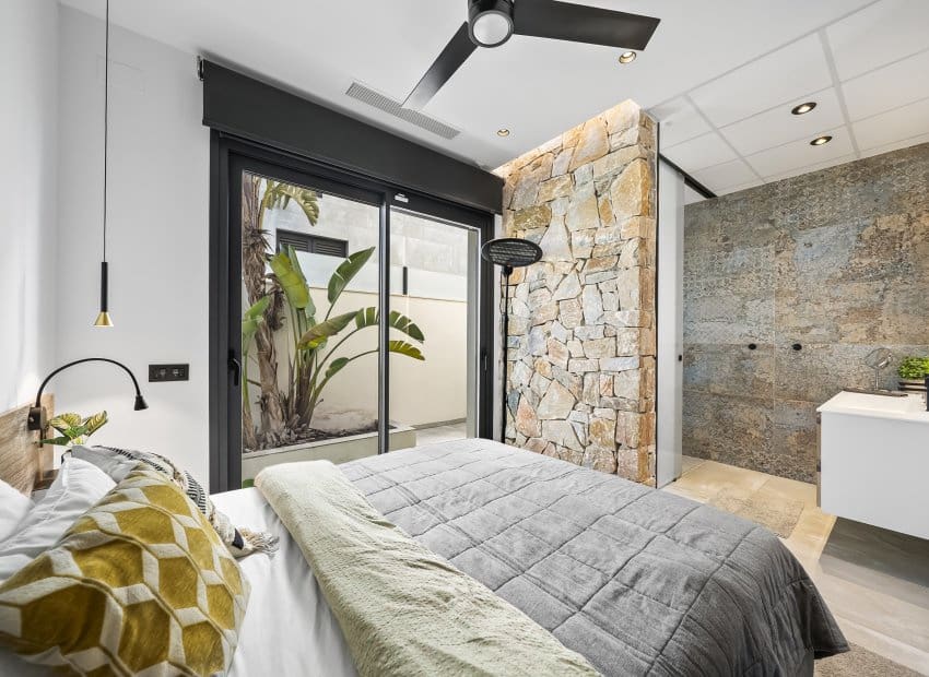 4 makuuhuone Huvila myytävänä paikassa Ciudad Quesada mukana uima-altaan - 749 000 € (Ref: 9438227)