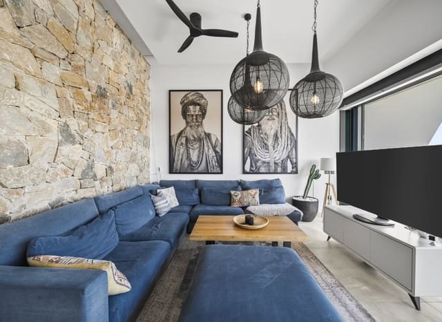 4 makuuhuone Huvila myytävänä paikassa Ciudad Quesada, Rojales mukana uima-altaan - 749 000 € (Ref: 9438227)