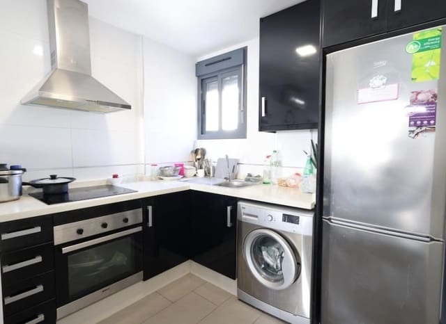 2 soverom Bungalow til salgs i La Zenia, Orihuela med svømmebasseng - € 289 000 (Ref: 9443759)