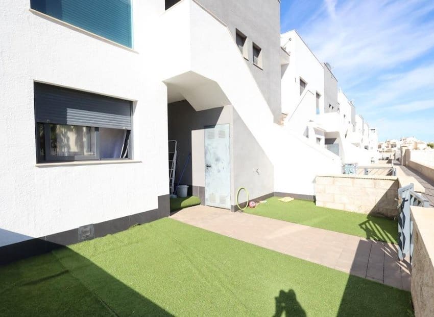 2 soverom Bungalow til salgs i La Zenia med svømmebasseng - € 289 000 (Ref: 9443759)