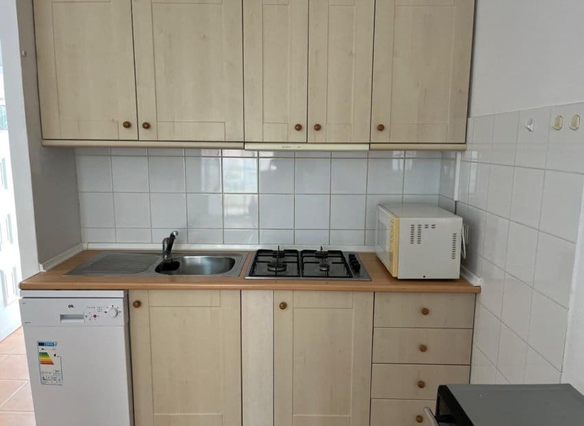 2 bedroom Apartment for sale in Torrevieja - € 149,000 (Ref: 9443760)