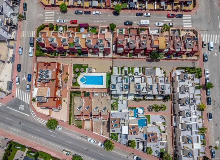 3 soverom Rekkehus til salgs i Aguas Nuevas med svømmebasseng - € 319 000 (Ref: 9443761)