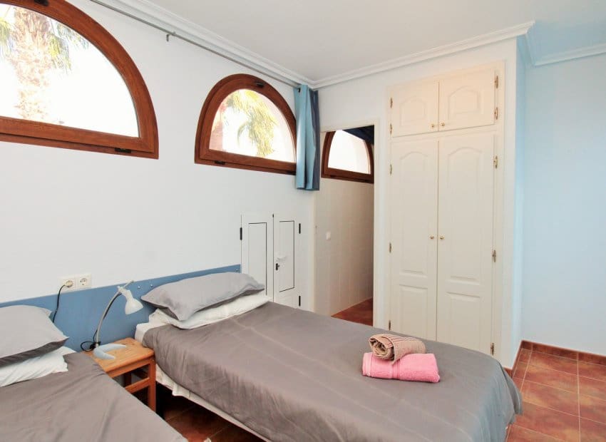 3 Zimmer Bungalow zu verkaufen in Villamartin mit Pool - 229.000 € (Ref: 9443763)