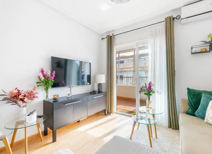 3 bedroom Penthouse for sale in Orihuela Costa with pool - € 210,000 (Ref: 9443764)