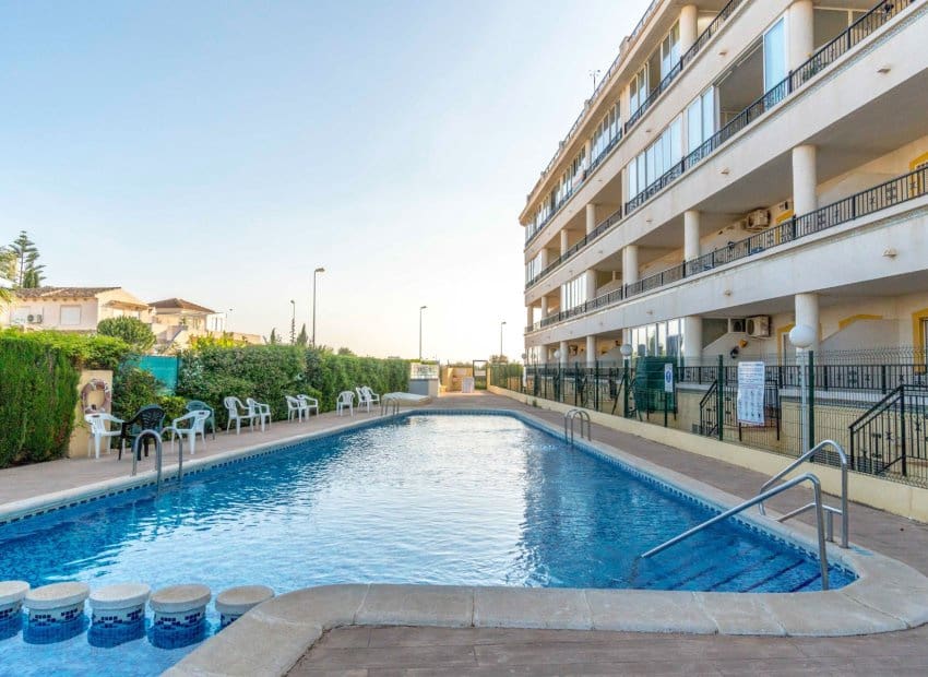 3 bedroom Penthouse for sale in Orihuela Costa with pool - € 210,000 (Ref: 9443764)