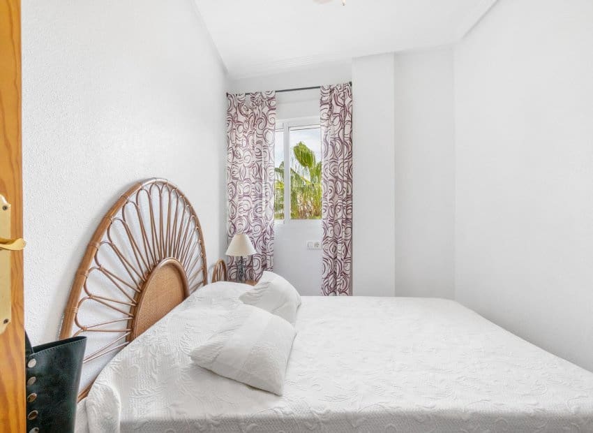 3 bedroom Penthouse for sale in Orihuela Costa with pool - € 210,000 (Ref: 9443764)