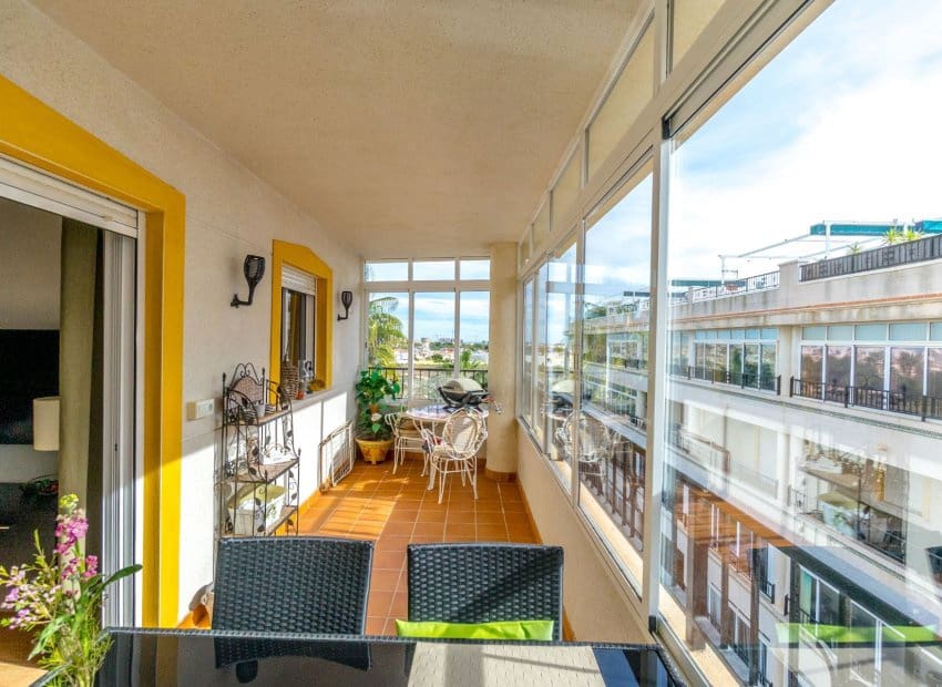 3 bedroom Penthouse for sale in Orihuela Costa with pool - € 210,000 (Ref: 9443764)