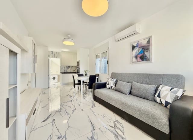 2 soveværelse Byhus til salg i El Chaparral, Torrevieja med swimmingpool - € 177.000 (Ref: 9443765)