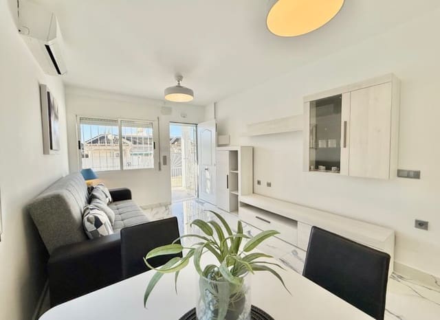 2 soveværelse Byhus til salg i El Chaparral, Torrevieja med swimmingpool - € 177.000 (Ref: 9443765)