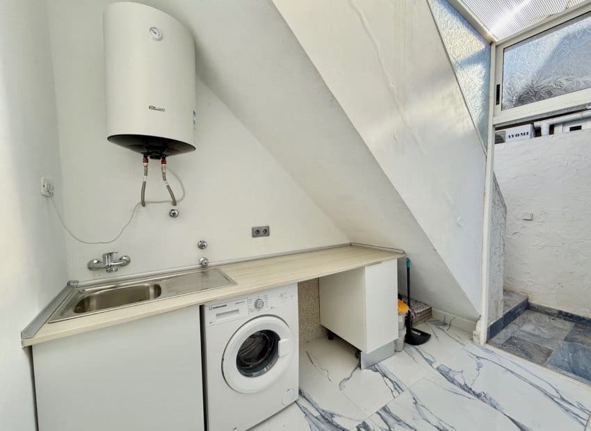 2 soveværelse Byhus til salg i El Chaparral med swimmingpool - € 177.000 (Ref: 9443765)