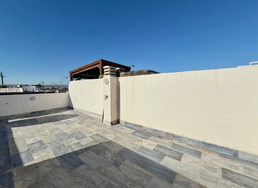 2 soveværelse Byhus til salg i El Chaparral med swimmingpool - € 177.000 (Ref: 9443765)