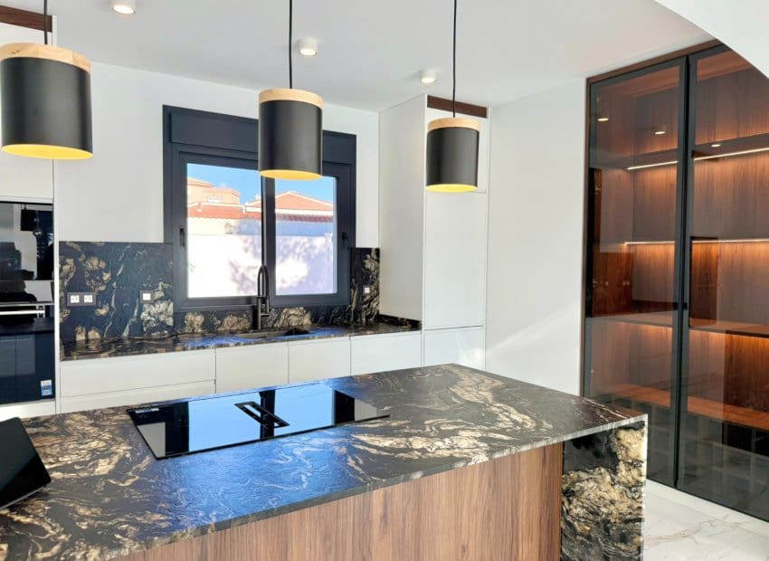 4 sypialnia Willa na sprzedaż w Ciudad Quesada z basenem - 799 000 € (Ref: 9443766)