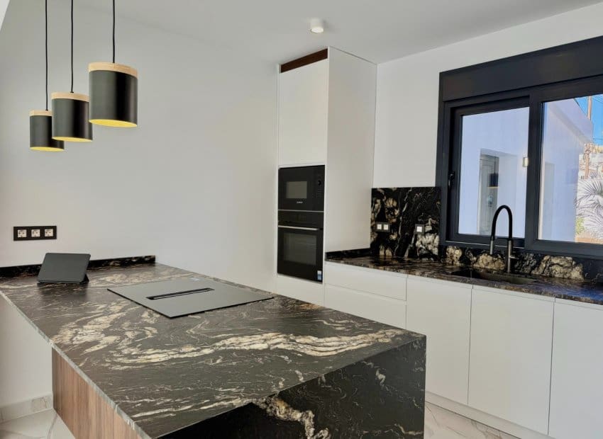 4 sypialnia Willa na sprzedaż w Ciudad Quesada z basenem - 799 000 € (Ref: 9443766)