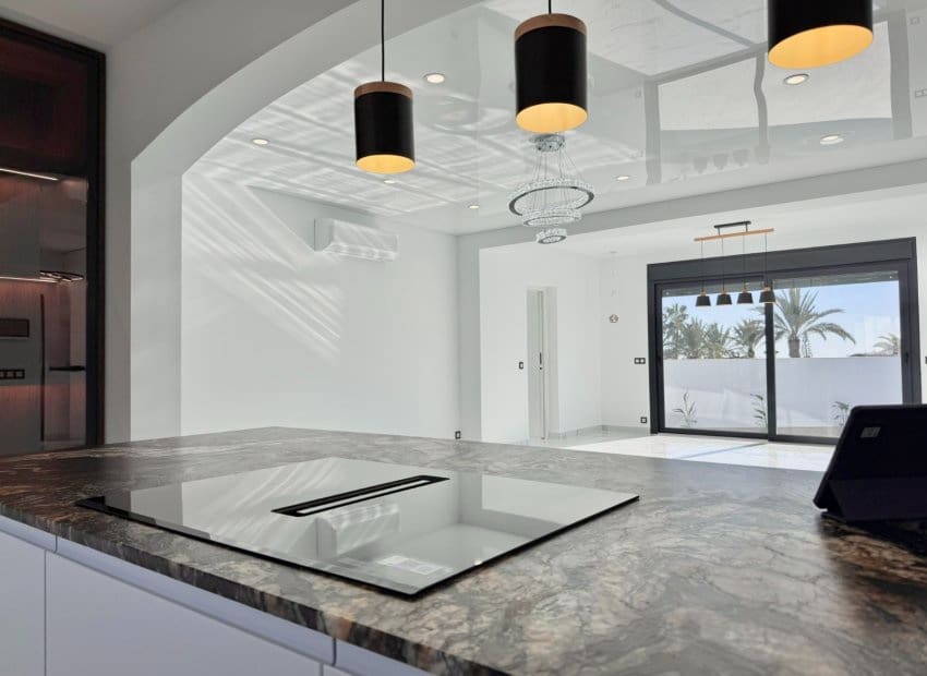 4 sypialnia Willa na sprzedaż w Ciudad Quesada z basenem - 799 000 € (Ref: 9443766)