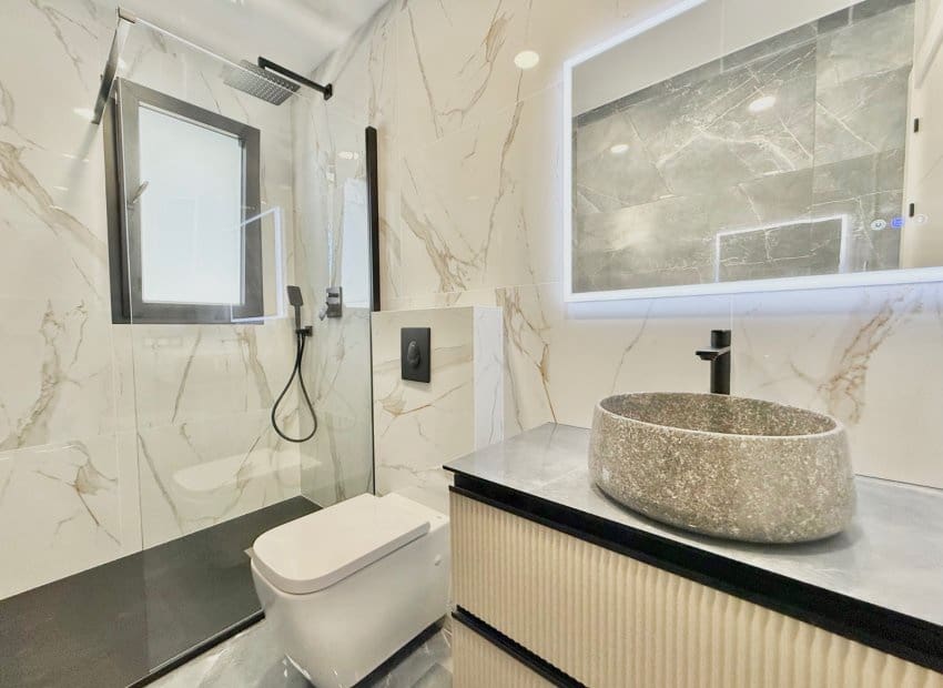 4 sypialnia Willa na sprzedaż w Ciudad Quesada z basenem - 799 000 € (Ref: 9443766)