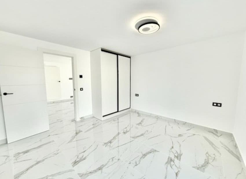 4 sypialnia Willa na sprzedaż w Ciudad Quesada z basenem - 799 000 € (Ref: 9443766)