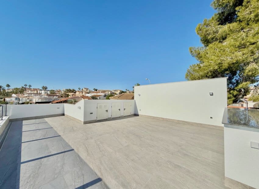 4 sypialnia Willa na sprzedaż w Ciudad Quesada z basenem - 799 000 € (Ref: 9443766)