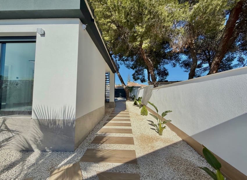 4 sypialnia Willa na sprzedaż w Ciudad Quesada z basenem - 799 000 € (Ref: 9443766)