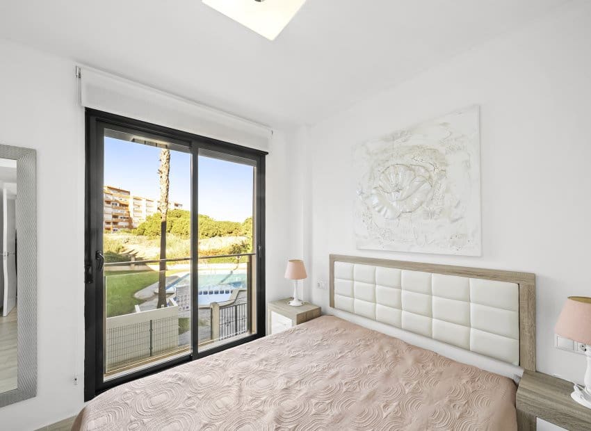 2 sypialnia Apartament przy plaży na sprzedaż w La Mata z basenem - 264 900 € (Ref: 9443769)