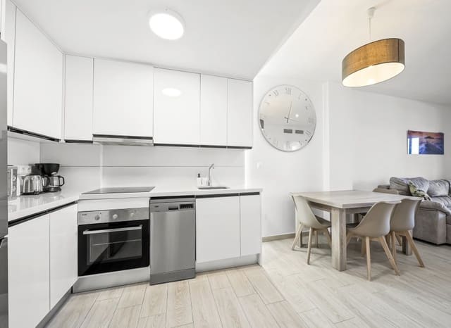 2 sypialnia Apartament przy plaży na sprzedaż w Gaspar Perelló, Torrevieja z basenem - 264 900 € (Ref: 9443769)