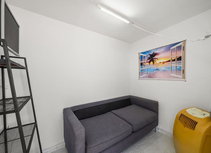 1 soverom Penthouse til salgs i La Mata med svømmebasseng - € 160 000 (Ref: 9443770)