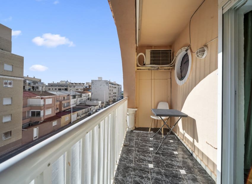 1 soverom Penthouse til salgs i La Mata med svømmebasseng - € 160 000 (Ref: 9443770)