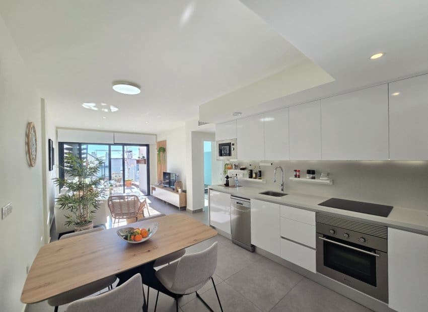 2 quarto Penthouse para venda em Orihuela Costa com piscina garagem - 335 000 € (Ref: 9444915)