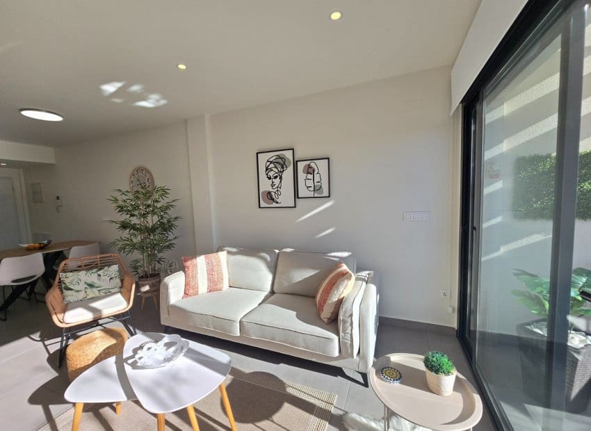 2 quarto Penthouse para venda em Orihuela Costa com piscina garagem - 335 000 € (Ref: 9444915)