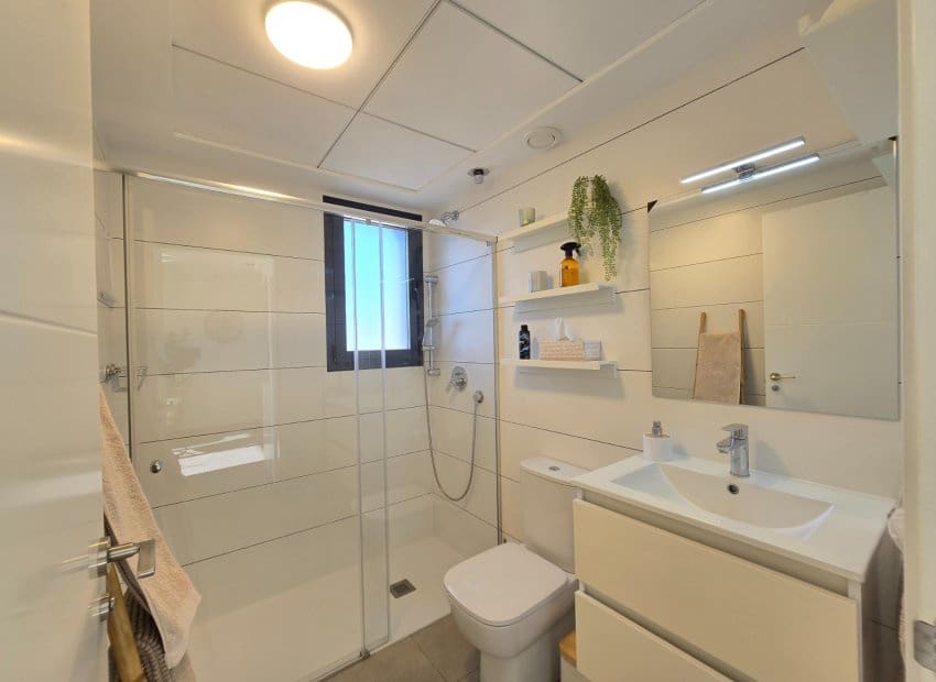 2 quarto Penthouse para venda em Orihuela Costa com piscina garagem - 335 000 € (Ref: 9444915)