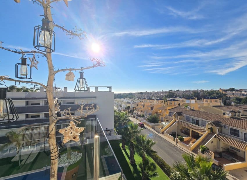 2 quarto Penthouse para venda em Orihuela Costa com piscina garagem - 335 000 € (Ref: 9444915)