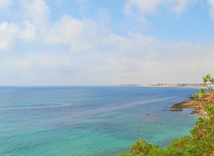 8 bedroom Villa for sale in Orihuela Costa with pool - € 2,100,000 (Ref: 9449479)